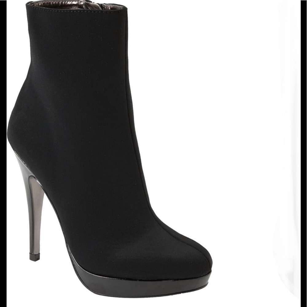 Charles David Platform Avitar Ankle Booties